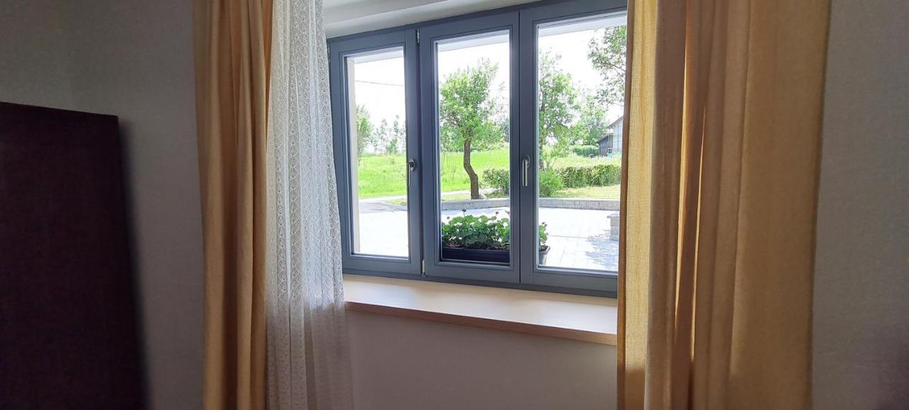 Bed and Breakfast Nona BB Postojna Exterior foto