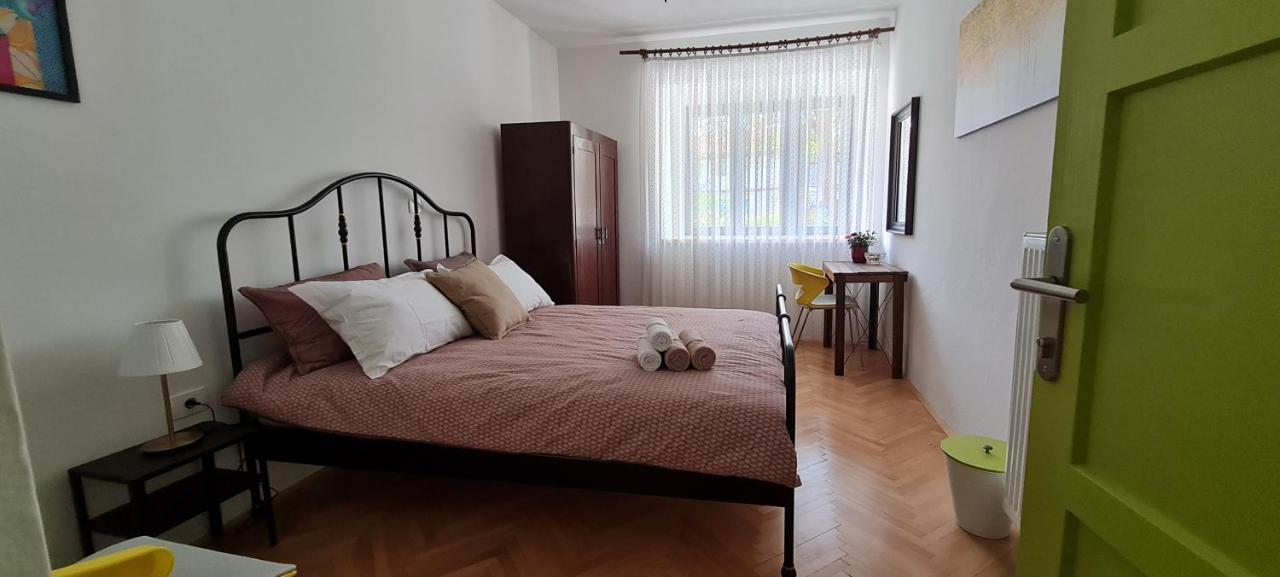 Bed and Breakfast Nona BB Postojna Exterior foto